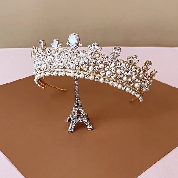 SWAROVSKI & PEARLS BRIDAL CROWN, WEDDING TIARA - Picture 1 of 9